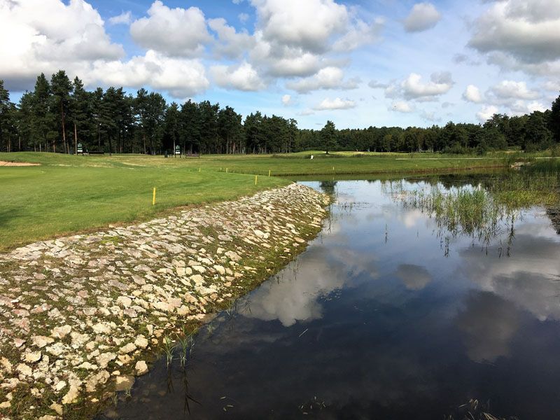 Ein besonderes Erlebnis: das seen-, wind- und waldreiche Golfen im Baltikum Ein besonderes Erlebnis: das seen-, wind- und waldreiche Golfen im Baltikum