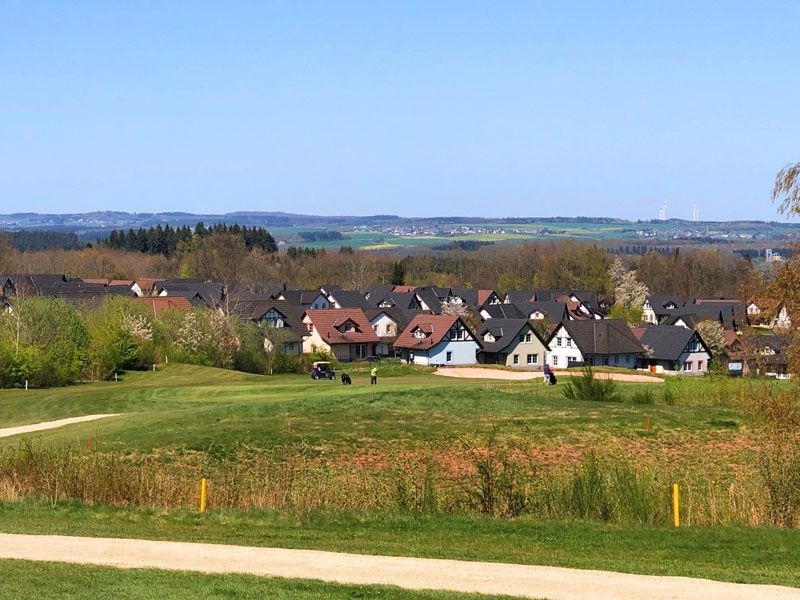 Fairways mit Fachwerk in Sichtweite Fairways mit Fachwerk in Sichtweite