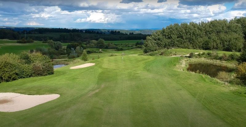 Auf Course bleiben - Loch 15 Auf Course bleiben - Loch 15