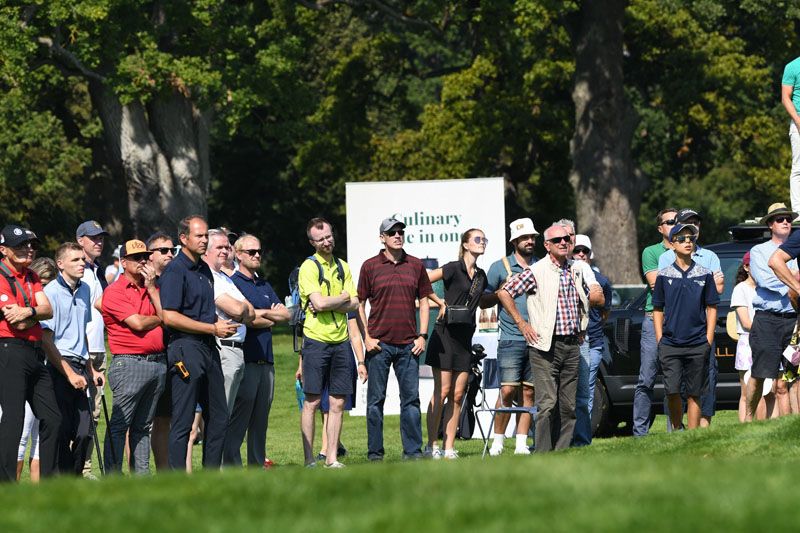 Ja, wo fliegt er denn? Ja, wo fliegt er denn?