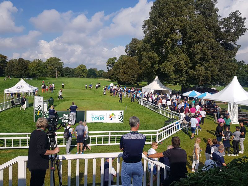 Auch zahlreiche Medienvertreter:innen sind da Auch zahlreiche Medienvertreter:innen sind da