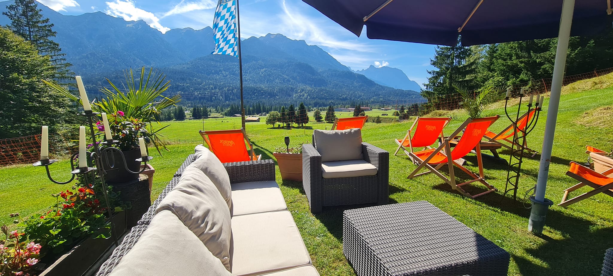 Einkehr mit Ausblick Einkehr mit Ausblick