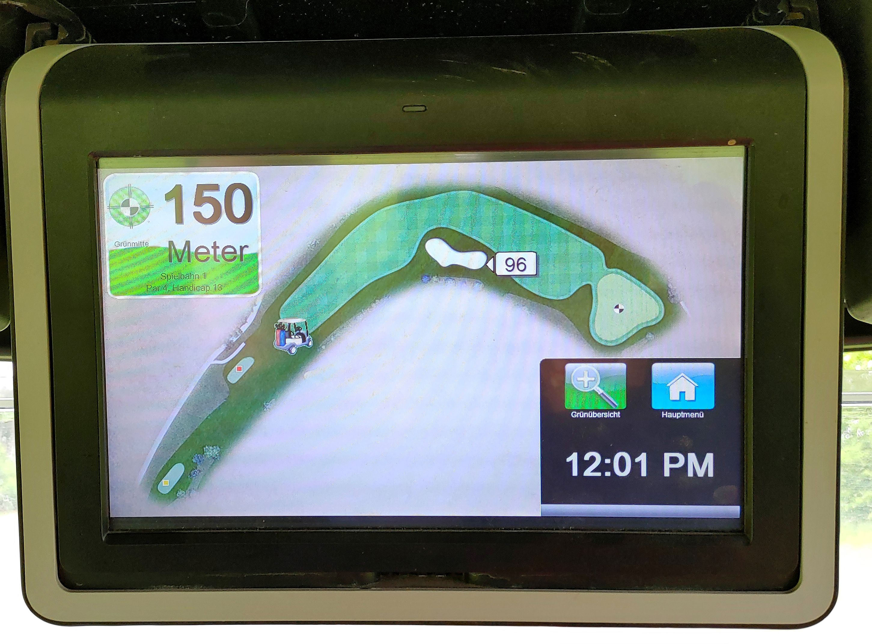 Geht gut los: Loch 1, 217 m (D), Par 4 Geht gut los: Loch 1, 217 m (D), Par 4