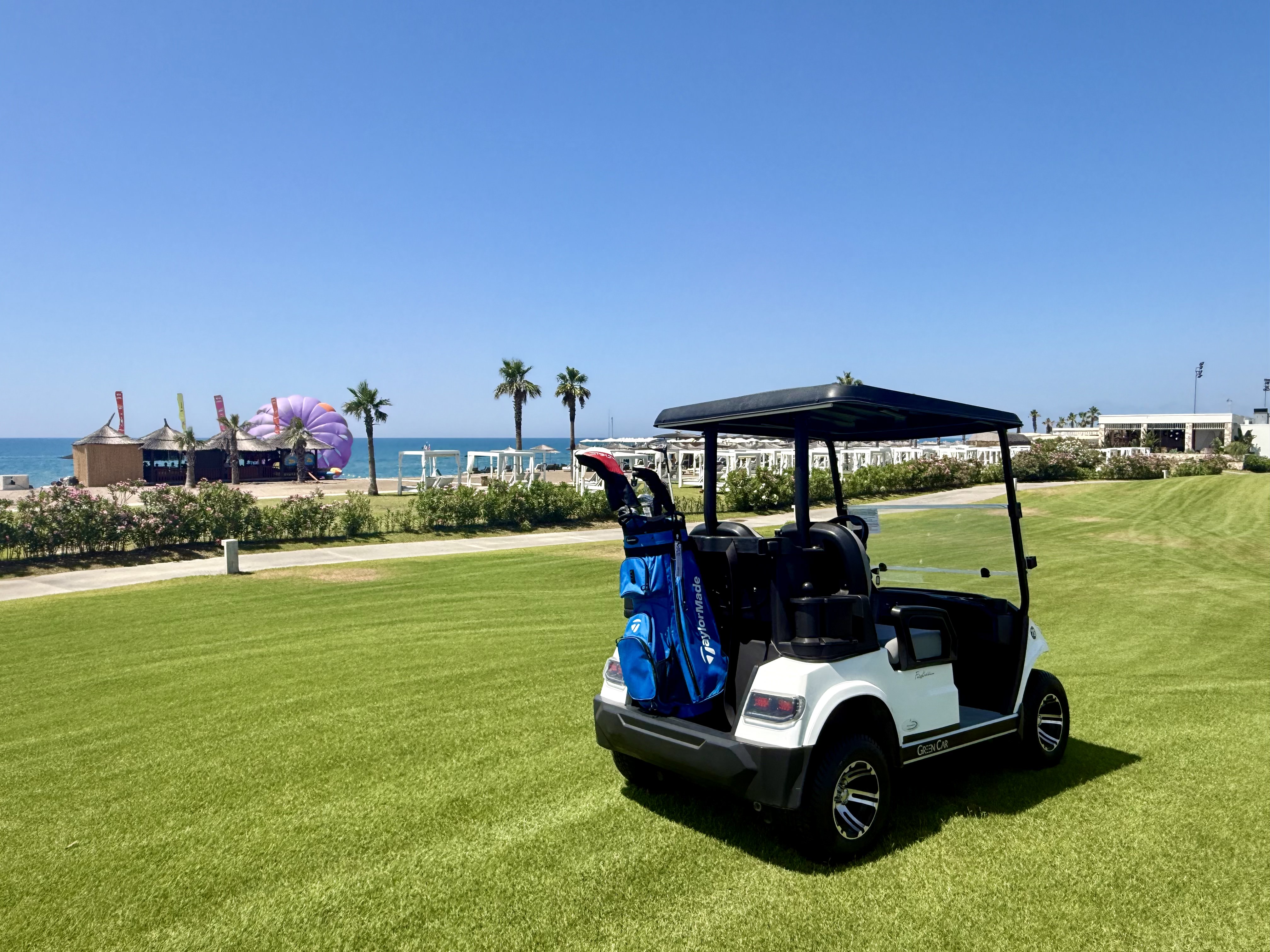 Das nahe Meer verlockt zur Abkühlung Das nahe Meer verlockt zur Abkühlung
