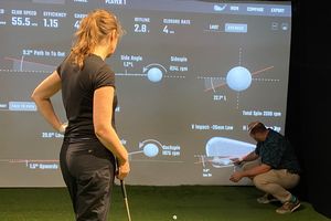 Kein Schlägerkauf ohne Analyse (Foto: Bars Birdie)