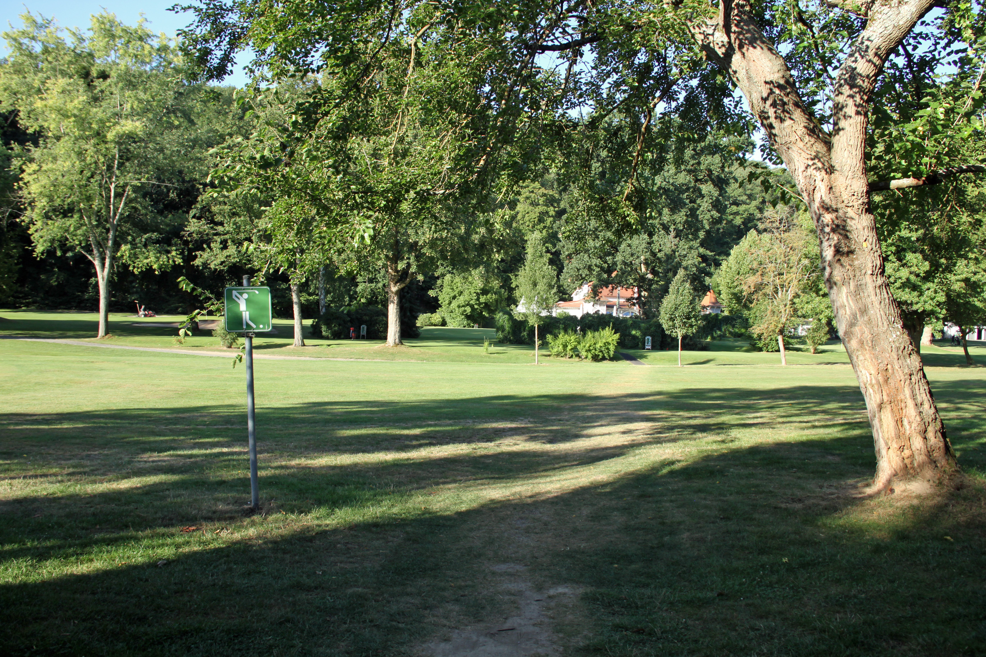 Gastzugang Restauration mit dezentem Warnhinweis
