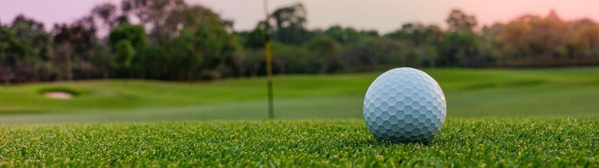 Längst nicht mehr nur klassisch Weiß: Golfbälle